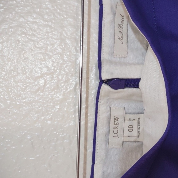 SLIGHTLY USED J. CREW NO. 2 PENCIL SKIRT COLOR PURPLE SIZE 00 95%COTTON 5%SPANDX - Picture 2 of 7